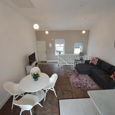 1a Cathedral Place - Cathedral Apartment Cobh